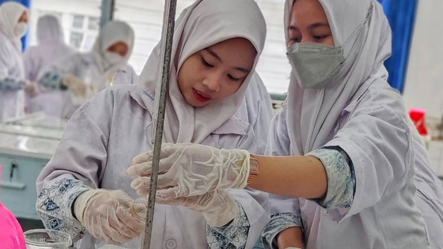 Biaya Praktikum SMK Swasta